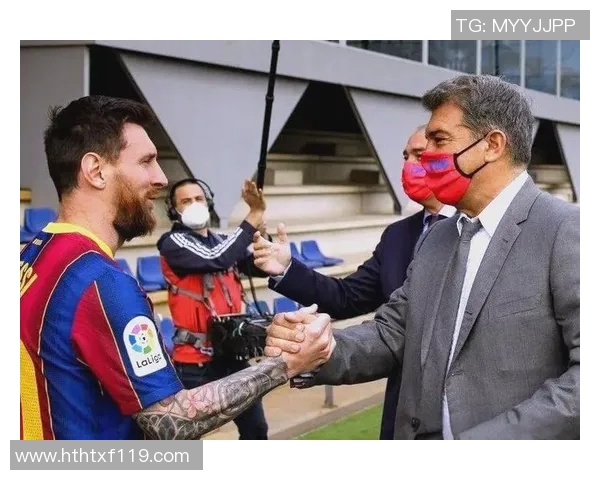 梅西的传奇旅程：从巴萨到巴黎的足球巨星成长史与未来展望